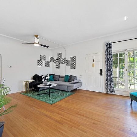 Beverly Hills Stylish & Central 1 Bedroom Apt + Parking Лос-Анджелес Экстерьер фото